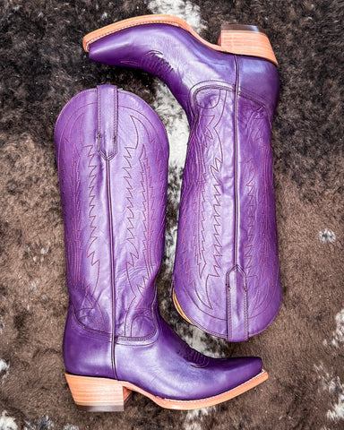 Victoria Black Star Leather Boots - Plum