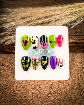 Short Almond Western Press-On Nails