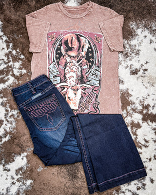Milo Wild West Boyfriend Tee in Mocha Mineral Wash
