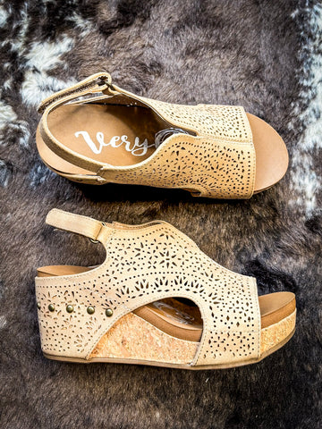 Free Fly in Tan Wedges by Very G