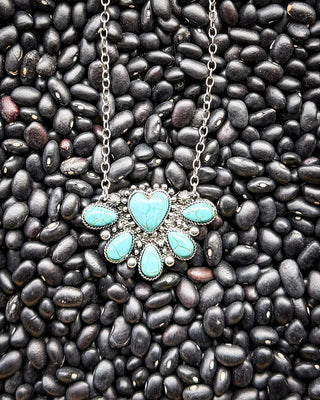 Saddle Bloom Heart Necklace