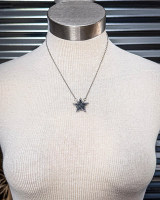 Lone Star Necklace in Black