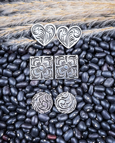 Trailblazer Concho Fashion Stud Set on beans and wheat.