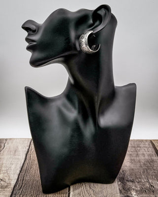 Ardell Textured Hoop Earrings in Silver – Jewelry from Bronco Western Supply Co.