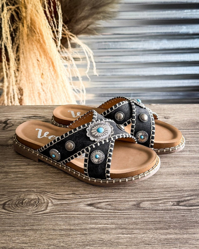 Betsy Concho Sandal in Black by Very G – Women's Shoes from Bronco Western Supply Co.