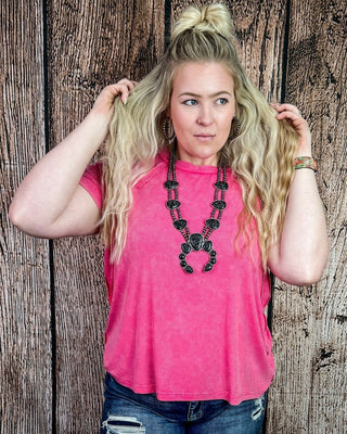 Canyon Fade Washed Ribbed Top in Fuchsia – Apparel from Bronco Western Supply Co.