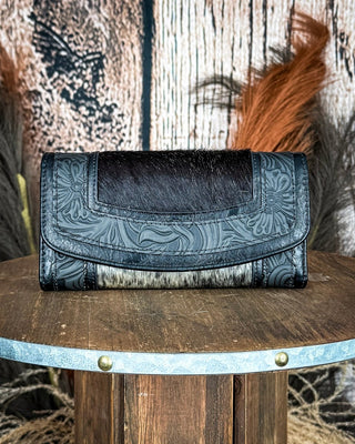 Canyon Ridge Hide Wristlet Wallet in Black by Montana West – Purses & Wallets from Bronco Western Supply Co.