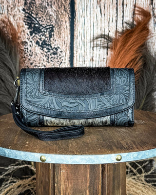 Canyon Ridge Hide Wristlet Wallet in Black by Montana West – Purses & Wallets from Bronco Western Supply Co.