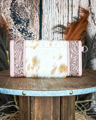 Canyon Ridge Hide Wristlet Wallet in Pink by Montana West – Purses & Wallets from Bronco Western Supply Co.