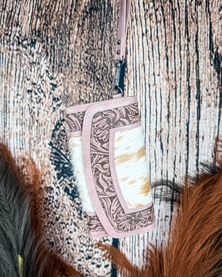 Canyon Ridge Hide Wristlet Wallet in Pink by Montana West – Purses & Wallets from Bronco Western Supply Co.