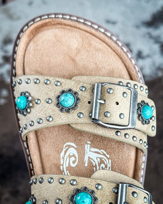 Connie Concho Sandal in Taupe by Very G – Women's Shoes from Bronco Western Supply Co.