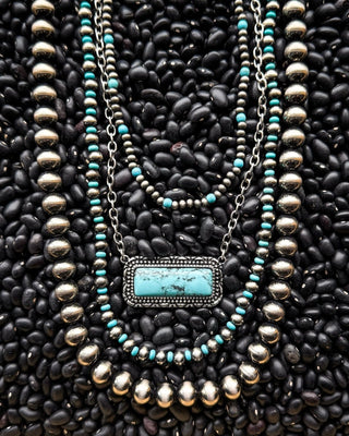 Dakota Vale Layered Pearl Necklace – Jewelry from Bronco Western Supply Co.