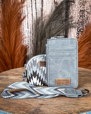 Desert Sky Wristlet Wallet Set in Gray by Wrangler – Purses & Wallets from Bronco Western Supply Co.