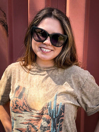 Emily Tangle - Free Oversized Polarized Sunglasses – Accessories from Bronco Western Supply Co.