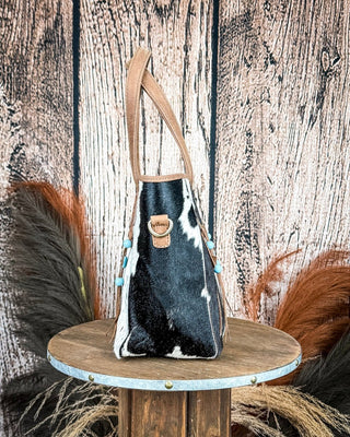 Hearthwind Handtooled Bag in Onyx Frost by Myra Bag – Purses & Wallets from Bronco Western Supply Co.