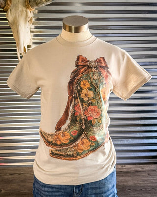 Heirloom Bloom Rhinestone Boot Tee in Tan – Apparel from Bronco Western Supply Co.