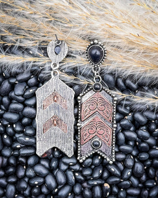 Ironwood Chevron Dangle Earrings in Black Onyx – Jewelry from Bronco Western Supply Co.
