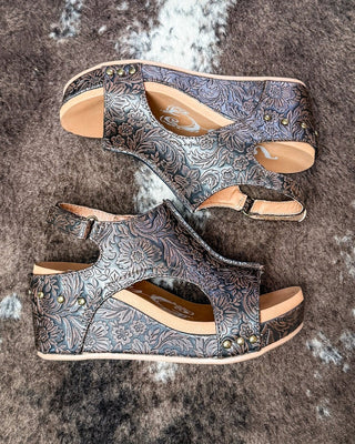 Isabella Tooled Wedge in Chocolate by Very G – Women's Shoes from Bronco Western Supply Co.