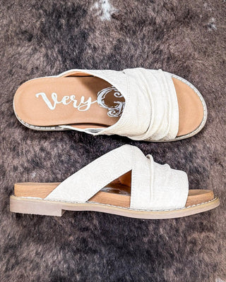 Jolene Sandal in Cream by Very G – Women's Shoes from Bronco Western Supply Co.