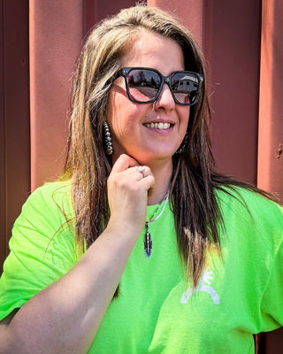 Linny Tangle - Free Oversized Sunglasses – Accessories from Bronco Western Supply Co.