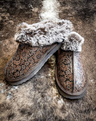 Lolly Slipper in Chocolate by Very G – Women's Shoes from Bronco Western Supply Co.