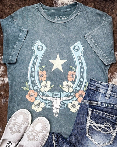 Lone Star Bloom Graphic Tee - Gray - Apparel - Lotus Fashion - Bronco Western Supply Co.