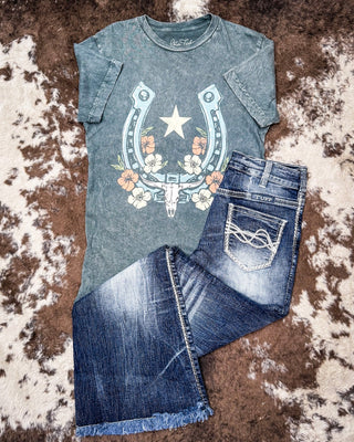 Lone Star Bloom Graphic Tee - Gray – Apparel from Bronco Western Supply Co.