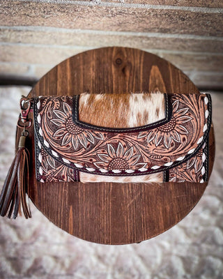 Myra Bag - Sandstone Trail Hand - Tooled Wristlet Wallet – Purses & Wallets from Bronco Western Supply Co.