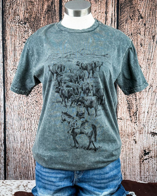 Open Range Boyfriend Tee in Stone Gray Mineral Wash – Apparel from Bronco Western Supply Co.