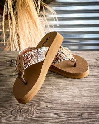 Pamela Sandal in Tan by Very G – Women's Shoes from Bronco Western Supply Co.