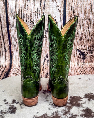 Paradise Black Star Leather Boots - Lime – Women's Shoes from Bronco Western Supply Co.