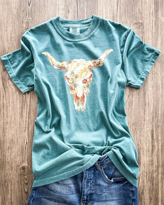 Prairie Skull Graphic Tee in Emerald – Apparel from Bronco Western Supply Co.