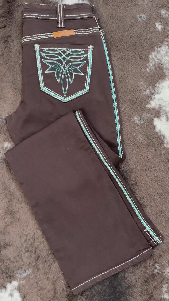 New Cowgirl Tuff just hit the site and y’all… it’s good. 🔥

Fit’s on point. Details are next level. And as always, tough enough to keep up. Whether you’re riding or just wanting to look dang good.

Go take a peek while sizes are fully stocked 👀