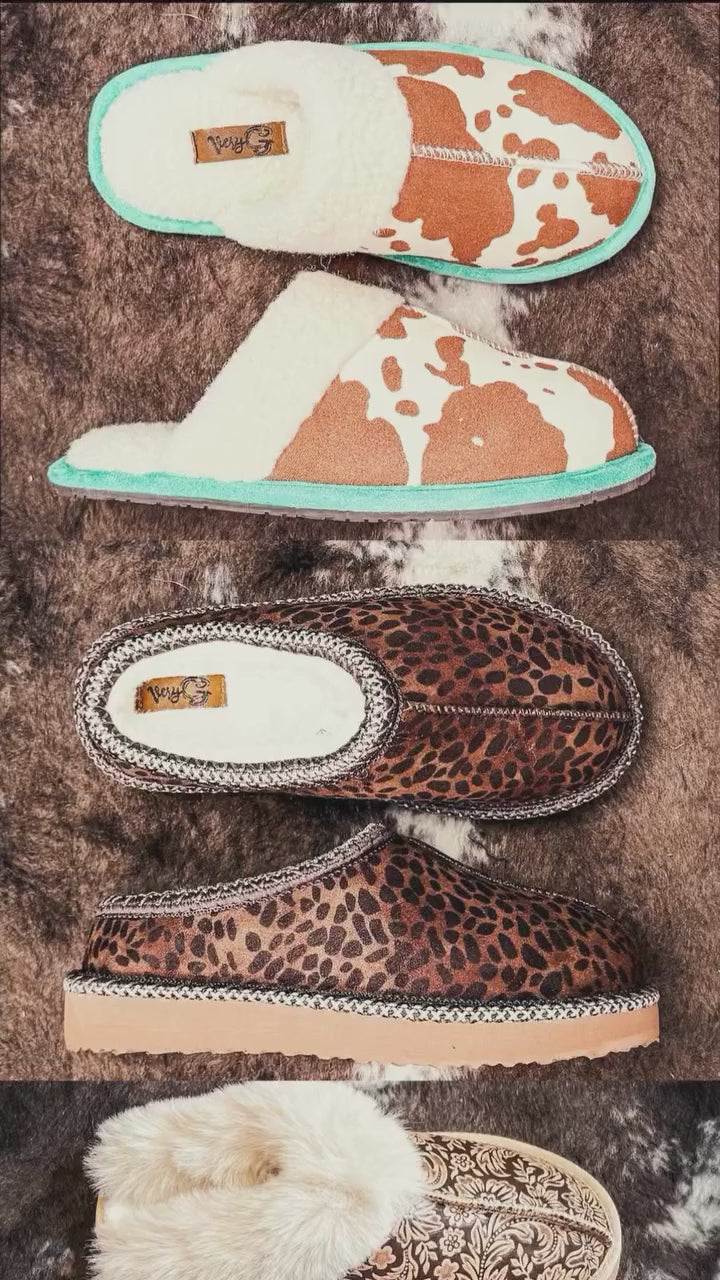 Hot take: slippers count as western wear if they’re this cute. 😉🐄

We rounded up our comfiest, fuzziest, cutest slippers—and trust us, your feet are gonna thank you. Whether you're loungin’, giftin’, or just avoiding real shoes… these are IT.

🖤 Cowprint, fleece, bold colors
🖤 Cozy on the inside, full of personality on the outside
🖤 Perfect for gifting or staying home in style
🖤 Free shipping over $125

Slippers, but make it western.