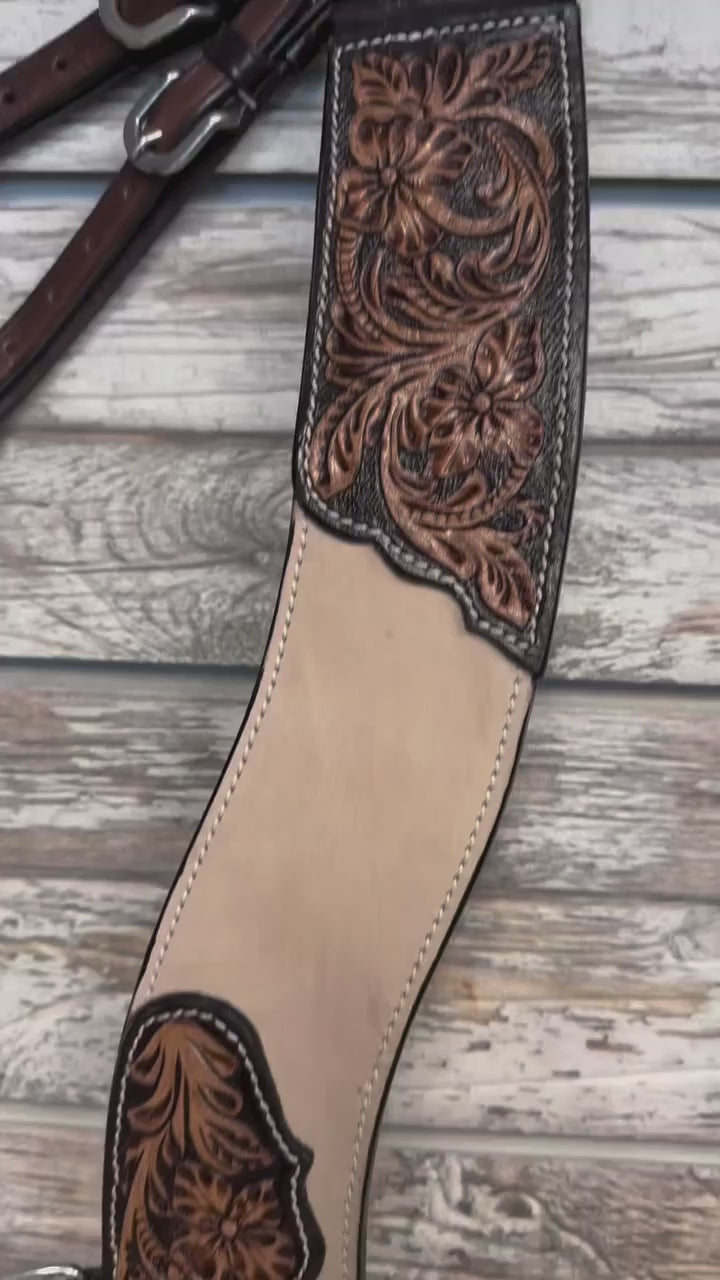 Need some New Year tack inspo? We’ve got you. 🤠
Start 2026 with fresh leather, bold detail, and serious cute tack.

📍Pieces sold separately
​✨ Looks that turn heads