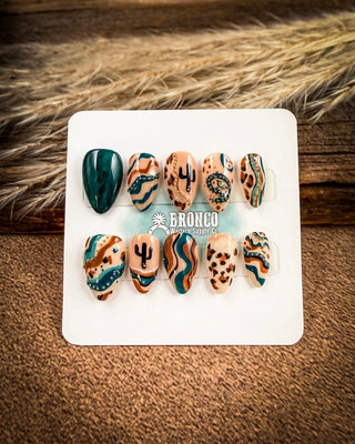 Short Almond Western Press-On Nails – Press-on Nails from Bronco Western Supply Co.