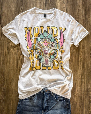 Sierra Bloom Rhinestone Howdy Tee in Gray – Apparel from Bronco Western Supply Co.