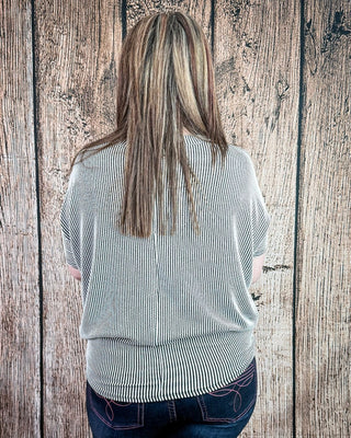 Sonora Flow Ribbed Batwing Top in Salt and Pepper – Apparel from Bronco Western Supply Co.