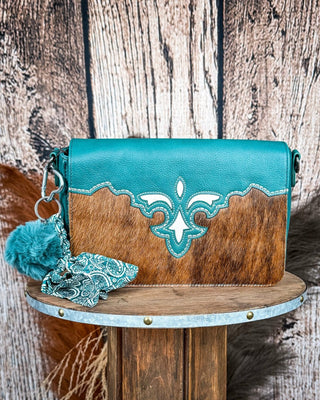 The Calamity Hair - On Crossbody in Turquoise by Trinity Ranch – Purses & Wallets from Bronco Western Supply Co.