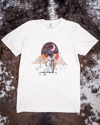 Vintage Western Boho Graphic Tee – Shirts & Tops from Bronco Western Supply Co.