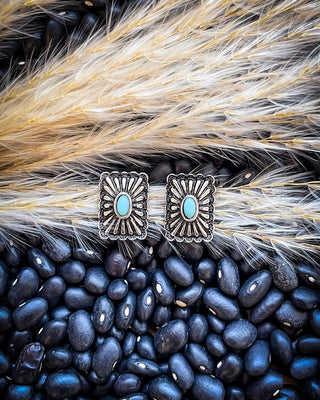 Windom Stud Dixie Fashion Earring - Silver – Jewelry from Bronco Western Supply Co.