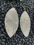 Chandler Feather Leather Earrings - White/Gold Jewelry Bronco Western Supply Co. Bronco Western Supply Co. 