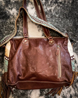 Turquoise Stars Concealed Bag by Myra Bag – Purses & Wallets from Bronco Western Supply Co.